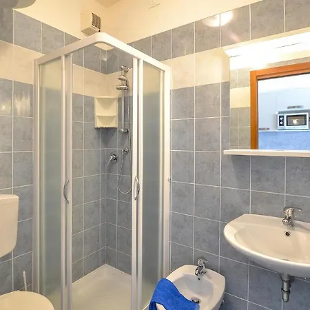 1 Bedroom Beautiful In * ビビオーネ