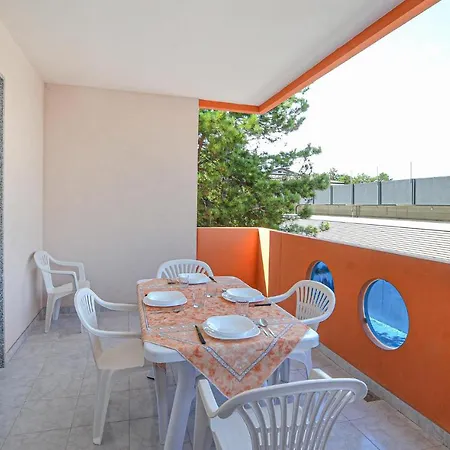 1 Bedroom Beautiful In